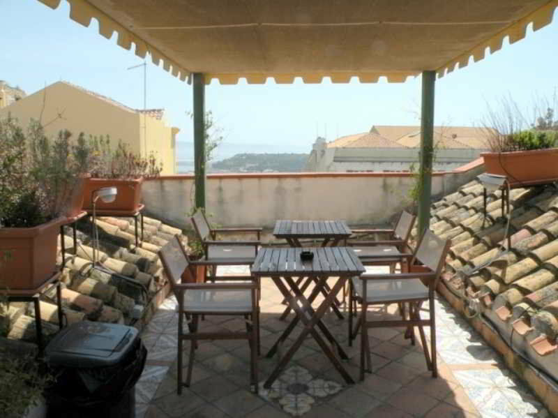Residenza Kastrum Guest house 2*